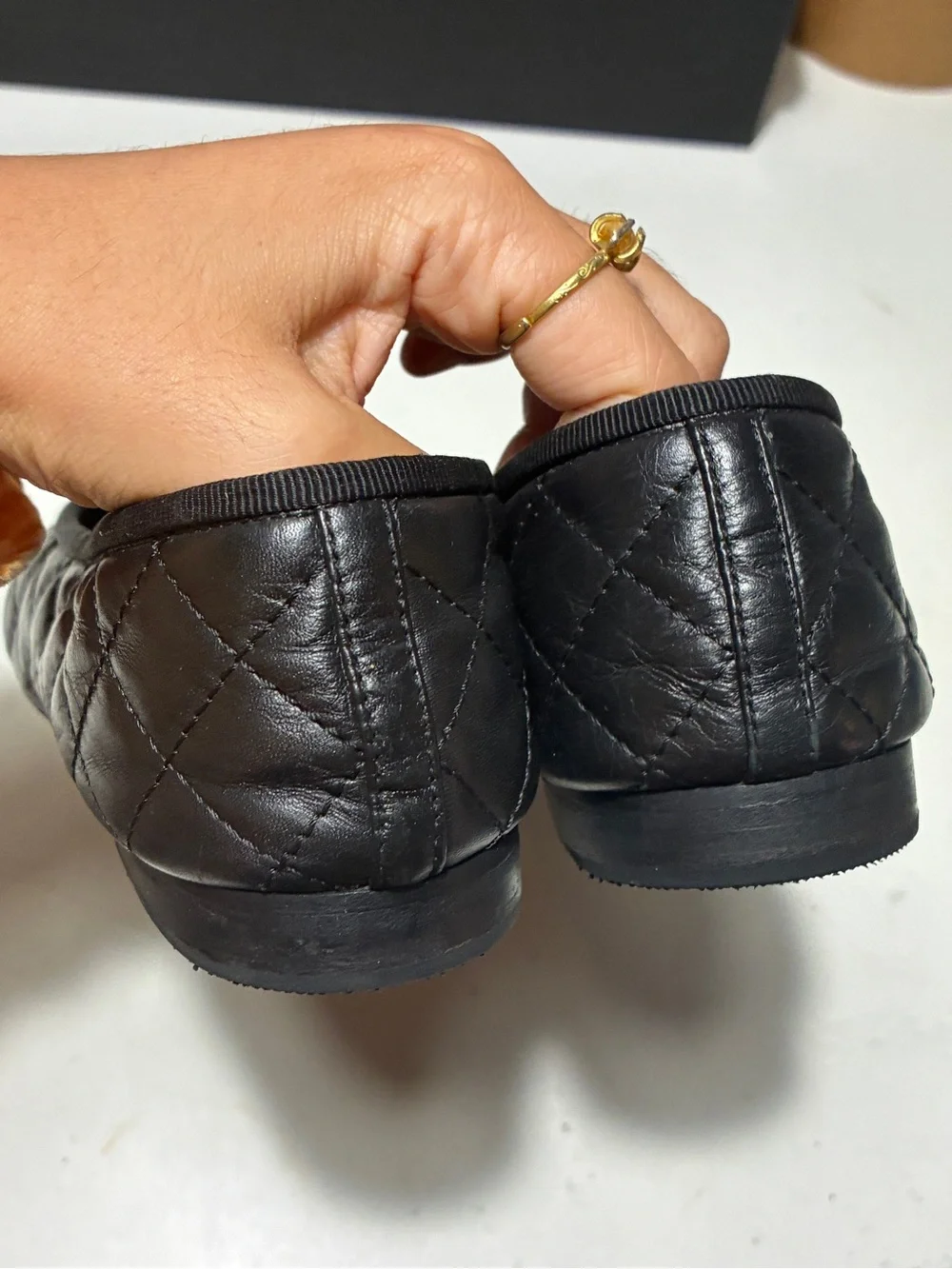 CHANEL Black Quilted Leather Ballet Flats with CC Logo